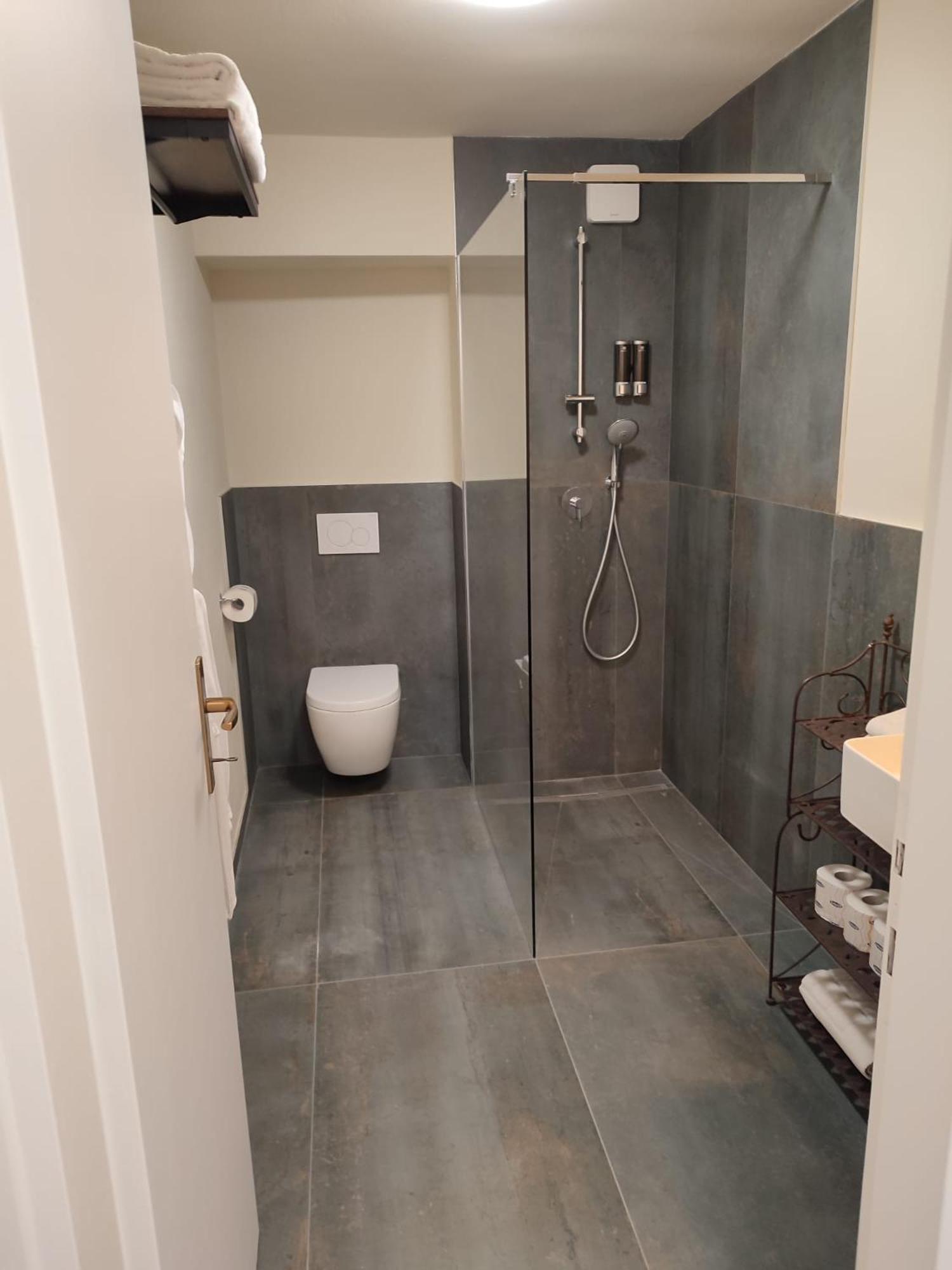 Casa Vacanze Bella-Host By Foresteria Bergamo Bella Exteriör bild